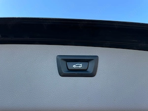 BMW Seria 3 F31 2014, 318d 143cp Euro5, Bi-Xenon, Moduri de condus, Scaune incalzite, Pachet sport - imagine 19