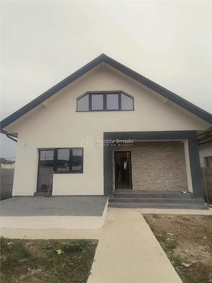 Pantelimon, Drumul Garii, vila P+M, 4 camere, teren 346 mp - imagine 2