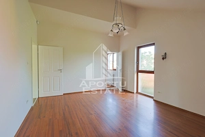 Casa moderna cu 6 camere in Dumbravita - imagine 25