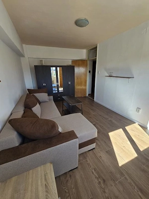 Aradului-principala-o camera decomandat-renovat-Iulius Town
