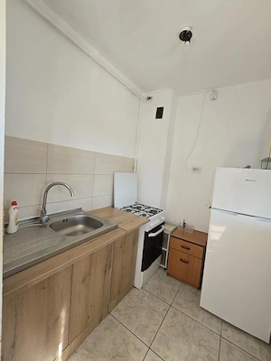 Aradului-principala-o camera decomandat-renovat-Iulius Town - imagine 7