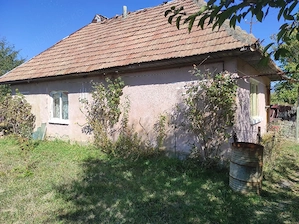 Teren 10,4 ari+casă veche pentru renovat  - imagine 4