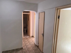Vanzare Apartament decomandat 2 camere, bloc 1980, 1 min metrou Obor - imagine 3