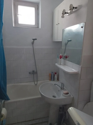 Închiriez apartament două camere - imagine 7