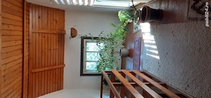 Casa  cu etaj de vanzare,zona Primariei,curte comuna,atipică  - imagine 10