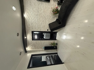 Apartament 3 camere in Vila Bd Basarabia + Spatiu comercial  - imagine 2