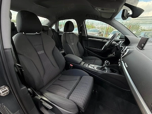 Audi A3 Sedan 08 2016 2.0 TDI 150cp Cutie automata S-Tronic , Navi, Led +BiXenon, Rate cu avans 0% - imagine 11