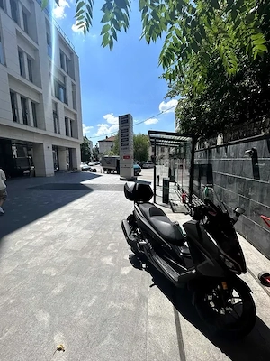 Honda Forza 125 (2026)   Doar 2.200 km   Ca Nouă   Garanție   Smart Top Box - imagine 4