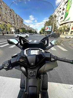 Honda Forza 125 (2026)   Doar 2.200 km   Ca Nouă   Garanție   Smart Top Box - imagine 2