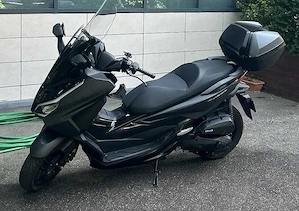 Honda Forza 125 (2026)   Doar 2.200 km   Ca Nouă   Garanție   Smart Top Box