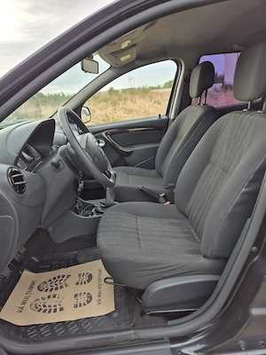 Dacia Duster 1.6 Euro 5 - imagine 9