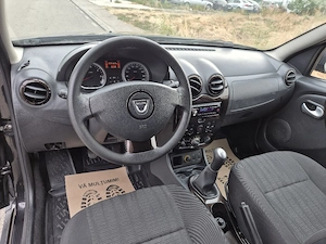 Dacia Duster 1.6 Euro 5 - imagine 6