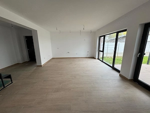 In Oras.Casa Individuala.Proiect Modern.Finisaje de calitate.Car Port - imagine 6