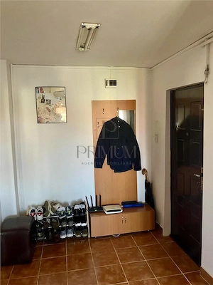 Aradului, 2 Camere, Centrala Proprie, Decomandat, Bloc Izolat - imagine 6