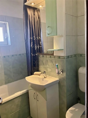 Aradului, 2 Camere, Centrala Proprie, Decomandat, Bloc Izolat - imagine 5
