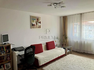 Aradului, 2 Camere, Centrala Proprie, Decomandat, Bloc Izolat - imagine 3