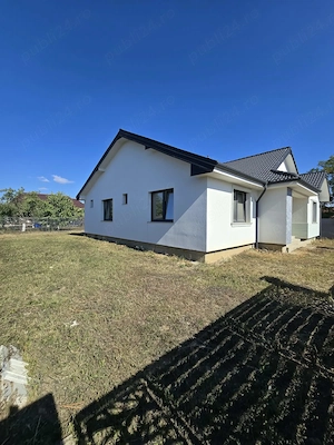 Casa noua semifinisata | Teren 550 mp | 4 camere - 3 bai - imagine 2