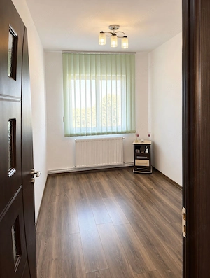 Comision 0% APARTAMENT 3 CAMERE DE VÂNZARE  CALEA LIPOVEI - imagine 5