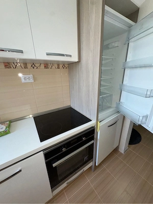 vand apartament 2 camere ,zona centrala  - imagine 5