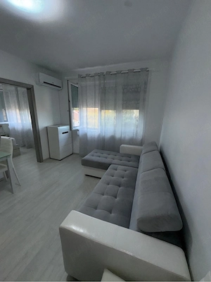 vand apartament 2 camere ,zona centrala  - imagine 4