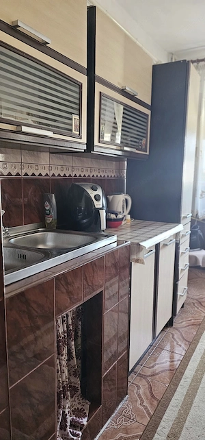 Apartament 2 camere de vanzare, IC Frimu, 57 mp, 2 balcoane, etaj 3/4 - imagine 4
