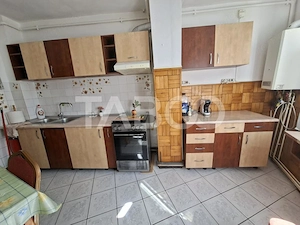 Apartament de inchiriat 2 camere zona Strand etaj 2 bucatarie separata - imagine 16