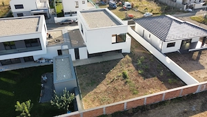 Casa individuala de vanzare, Zona Metro 2 - direct de la propietar - imagine 4
