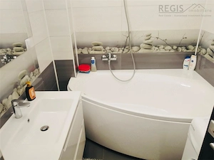 Apartament 4 camere  | 2 bai | Vedere spre munte | Racadau - imagine 9