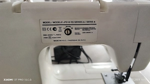 Mașină de cusut Toyota Jeans