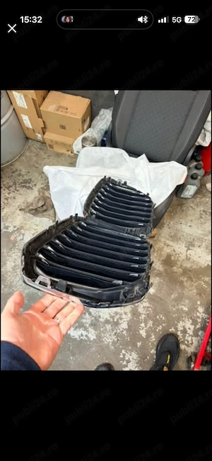 Vând grilă BMW x5 cod grilă 51 13 7 454 887 - imagine 3