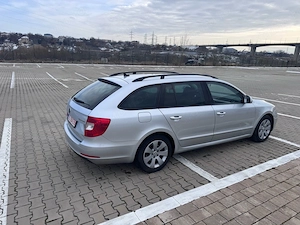 Skoda Superb - imagine 2