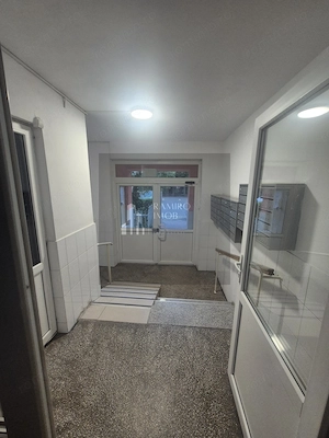 Apartament 3 camere decomandat Ozana / Titan / 1 Decembrie 1918 - imagine 13