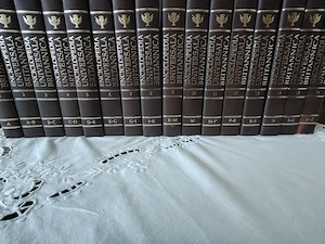 Vind enciclopedia Britannica