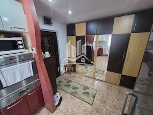 Vand 3 camere confort 1 zona Govandari Micro 4  - imagine 11