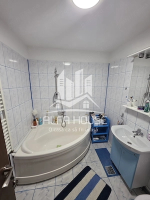 Vand 3 camere confort 1 zona Govandari Micro 4  - imagine 13