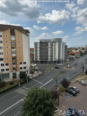 Apartament 5 Camere, Etaj 5/8, Bulevardul Republicii - Zona Garii.