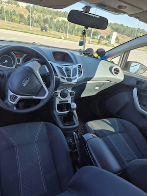 Ford fiesta - imagine 7