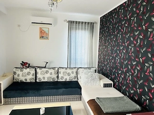 Vand apartament doua camere - imagine 2