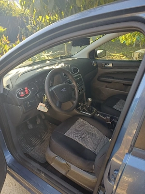 vand ford focus 2