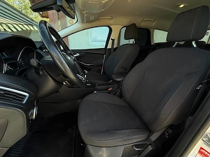 Ford Focus Titanium   TDCi 120cp Euro6, Navigatie, Dublu Climatronic,. Scaune incalzite.. - imagine 7