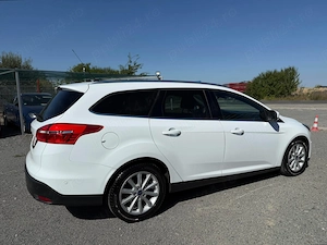 Ford Focus Titanium   TDCi 120cp Euro6, Navigatie, Dublu Climatronic,. Scaune incalzite.. - imagine 16