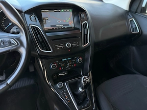 Ford Focus Titanium   TDCi 120cp Euro6, Navigatie, Dublu Climatronic,. Scaune incalzite.. - imagine 11