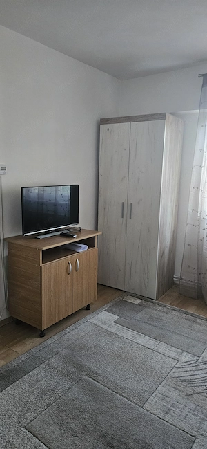 Închiriez garsonieră în centrul civic, lângă AFI - imagine 3