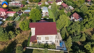 Casă P+2E din cărămidă, 549 mp, teren 1.400 mp, construcție 2021, Roznov - imagine 3