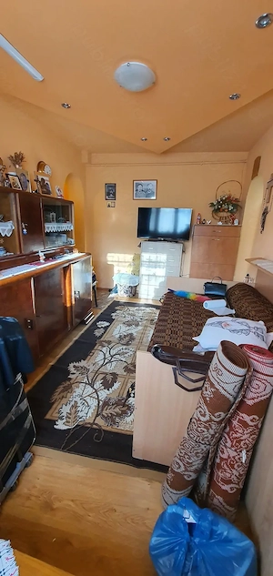 Se vinde urgent apartament cu doua camere complet mobilat.In Localitatea Cisnadie  pe str.Stejarului - imagine 8