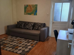 Apartament 3 camere in casa la curte - imagine 3