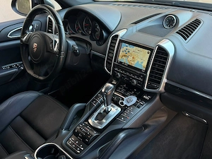 Porsche Cayenne Diesel, 3.0d 240cp, Pack GTS, Chrono, Keyless,Geamuri duble, Trapa, încălzire scaune - imagine 11