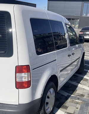 VW Caddy Life 1.9 TDI, cutie automata, 2007 - imagine 4