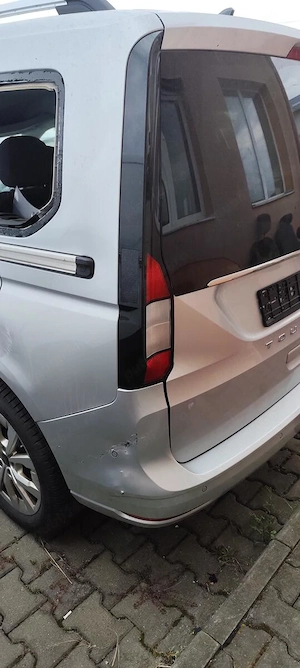 Dezmembrez / dezmembrari piese auto Ford Tourneo Connect 2.0TDI an 2025 26.457km ; motor ENK6 DXRA  - imagine 3