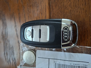 Cheie originală cu telecomandă pentru Audi A6 - 2012 - imagine 1
